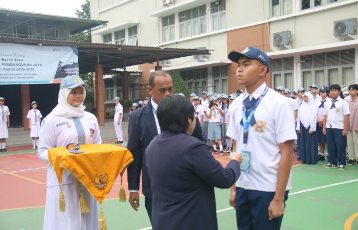 Penyerahan Atribut MPLS ke Peserta MPLS