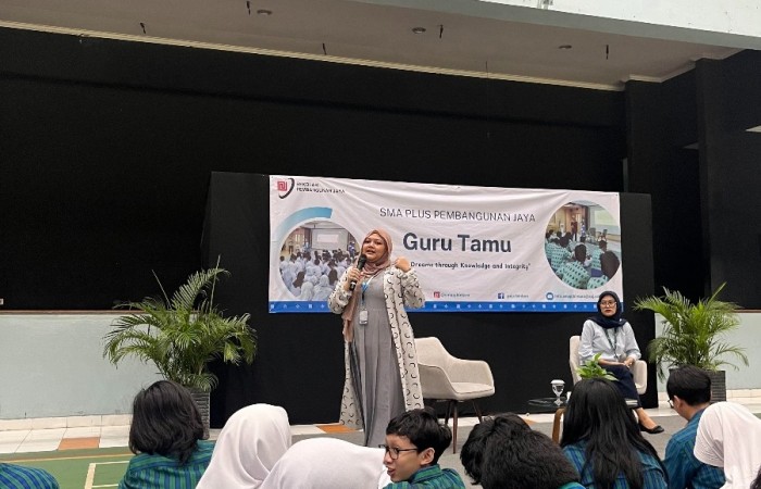 Sesi Penyampaian Materi Guru Tamu BK