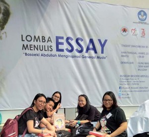 Lomba Essay